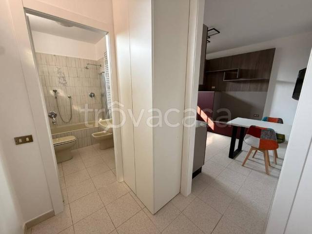 Appartamento in affitto a Uboldo, Lombardia