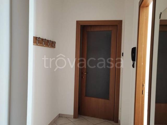 Appartamento in affitto a Mazzaferro, Marche