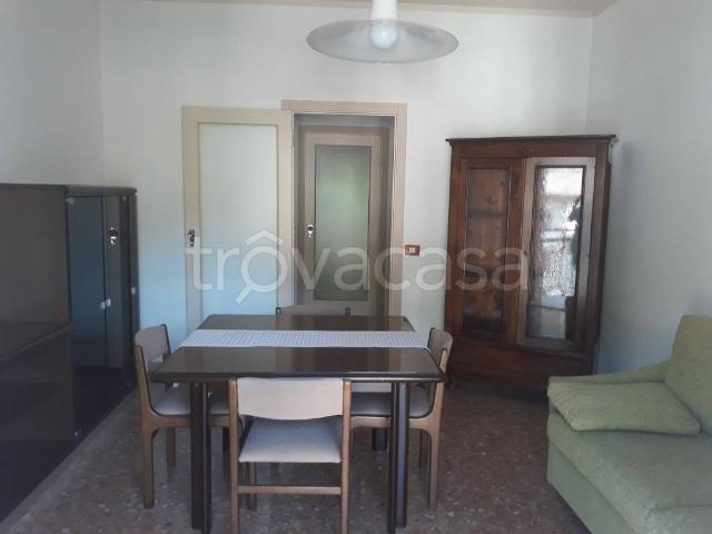 Appartamento in affitto a Brembilla, Val Brembilla