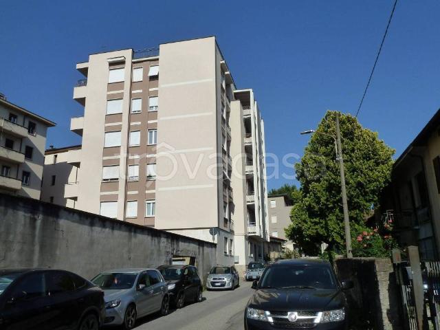 Appartamento in affitto a Santa Maria Maddalena, Varese