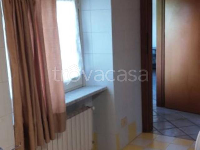 Appartamento in affitto a Velate, Varese
