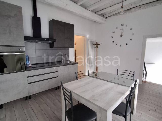 Appartamento in affitto a Varese, Lombardia