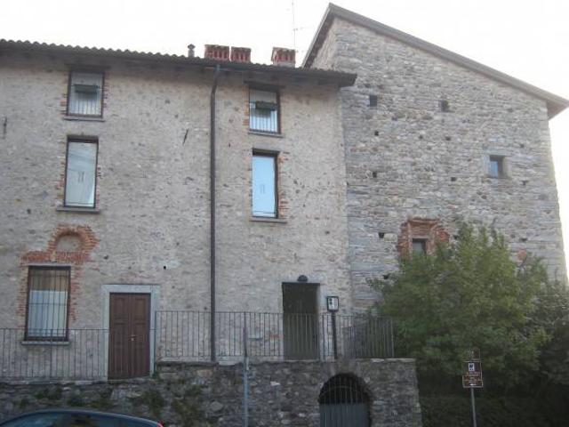 Appartamento in affitto a Calcinate degli Orrigoni, Varese