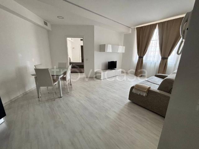 Appartamento in affitto a Valle Olona, Varese