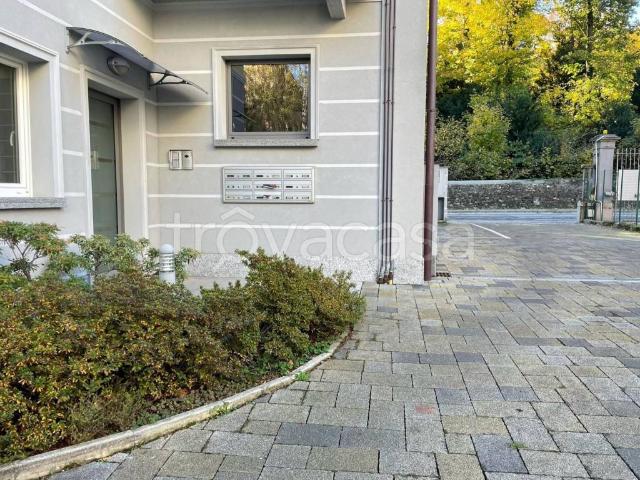 Appartamento in affitto a Biumo Superiore, Varese