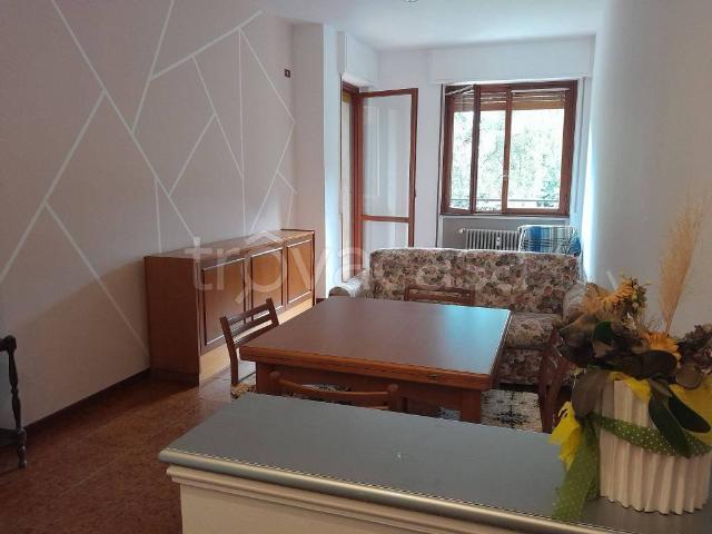 Appartamento in affitto a Varese, Lombardia