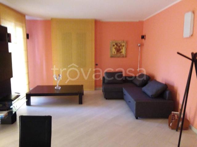 Appartamento in affitto a Sud, Brenzone