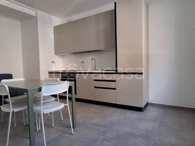 Appartamento in affitto a Sud-Ovest, Brenzone