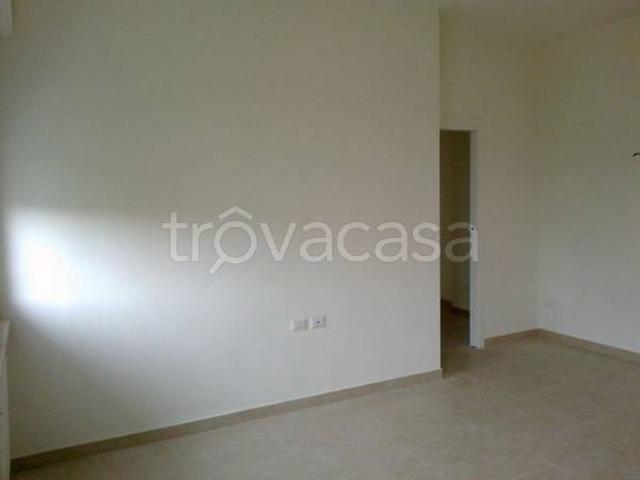 Appartamento in affitto a Ovest, Brenzone