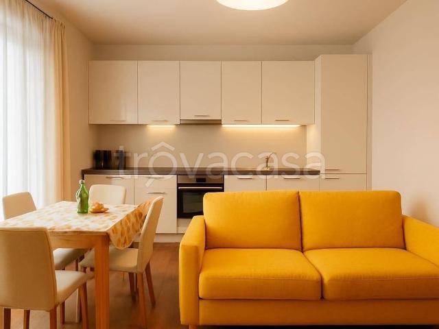 Appartamento in affitto a Quinzano, Brenzone