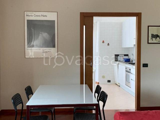Appartamento in affitto a Palazzina, Brenzone