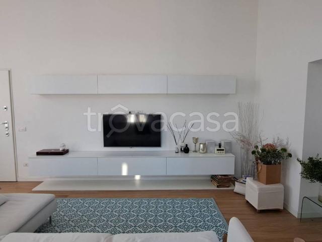 Appartamento in affitto a Vigevano, Lombardia