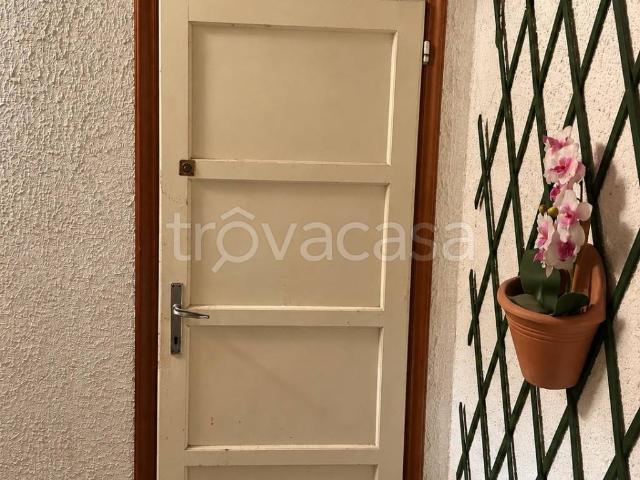 Appartamento in affitto a Viggiù, Varese