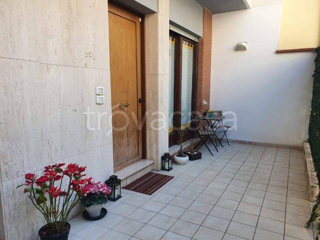 Appartamento in affitto a Puglia, Barletta-andria-trani