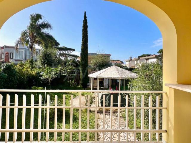 Appartamento in affitto a Lido di Enea, Roma Capitale