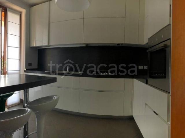 Appartamento in affitto a Appiano Gentile, Lombardia