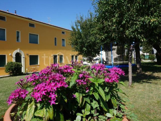 Appartamento in affitto a Marche, Macerata