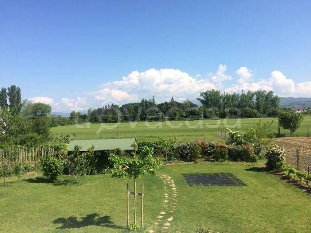 Appartamento in affitto a Palazzo Del Pero, Toscana