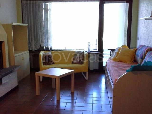 Appartamento in affitto a Comunità montana della valle Camonica, Pian Camuno