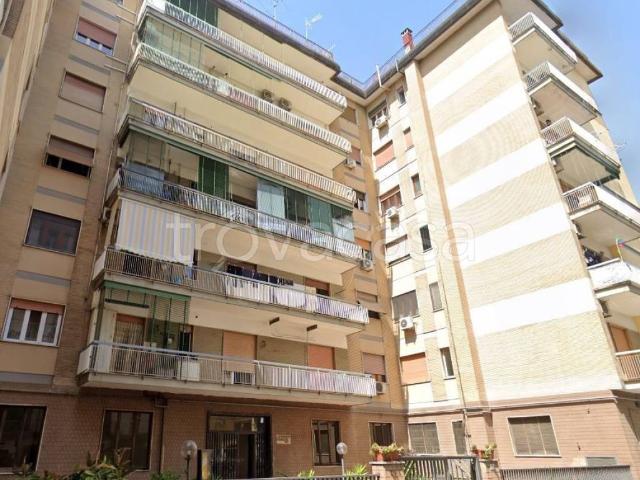 Appartamento in affitto a Arzano, Campania