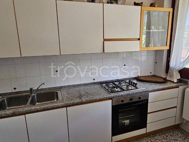 Appartamento in affitto a Scarenna, Asso