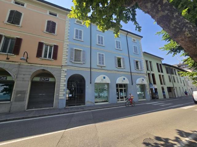 Monolocale in vendita a Desenzano Del Garda, Lombardia