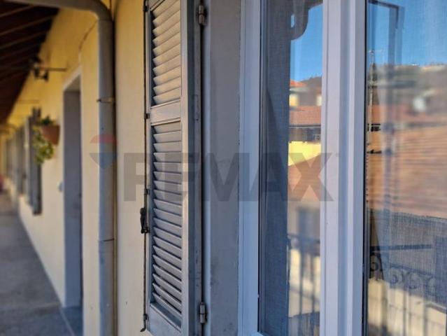 Appartamento in affitto a Meina, Novara