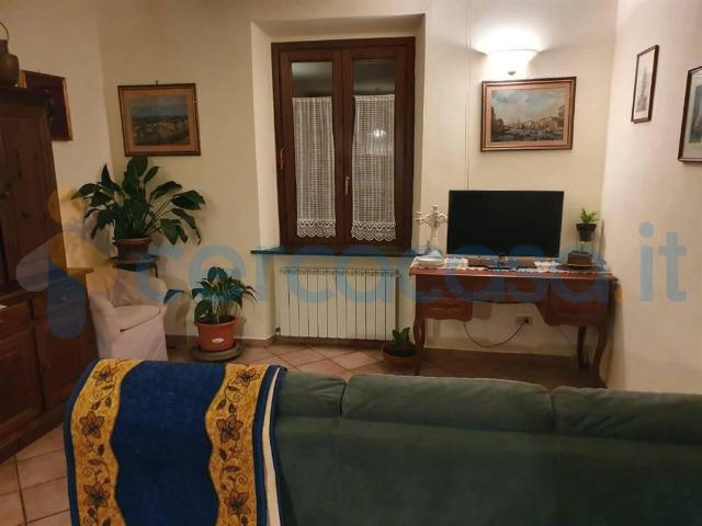 Appartamento in affitto a Centro Direzionale, Prato