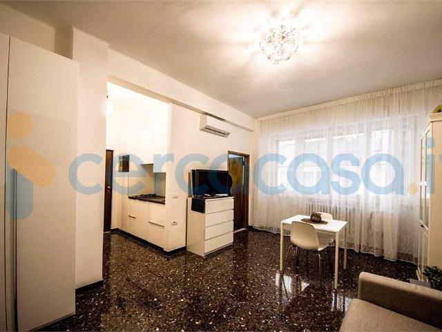 Appartamento in affitto a Centro Storico, Marche