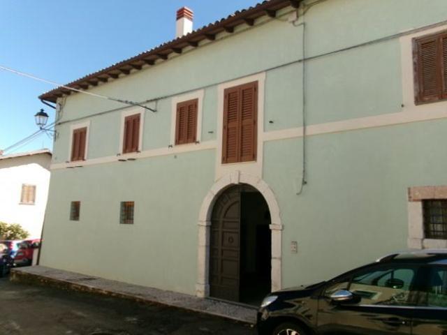 Appartamento in vendita a Cascia, Umbria