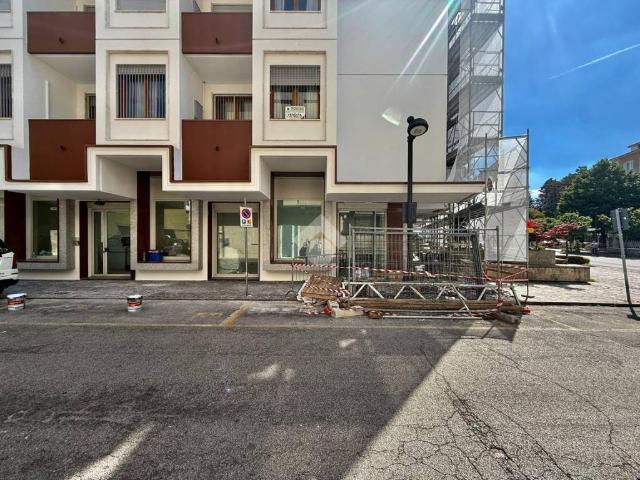 Appartamento in vendita a Abano Terme Bagni, Veneto