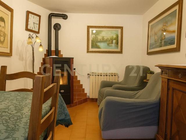 Appartamento in vendita a Abbadia San Salvatore, Toscana