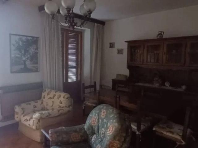 Appartamento in vendita a Abbadia San Salvatore, Toscana