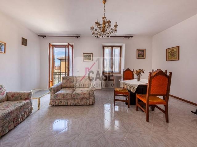 Appartamento in vendita a Abbadia San Salvatore, Toscana