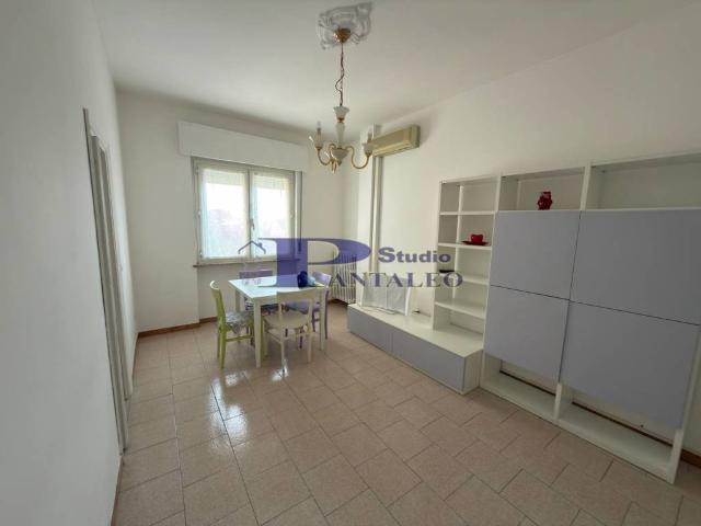Appartamento in vendita a Abbiategrasso, Lombardia