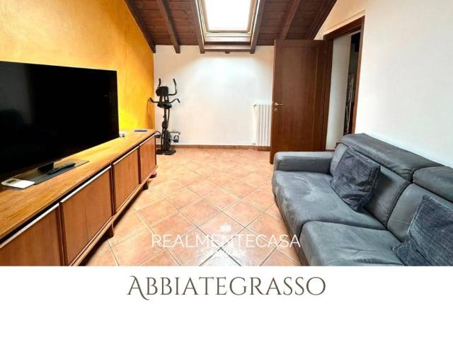 Appartamento in vendita a Castelletto, Abbiategrasso