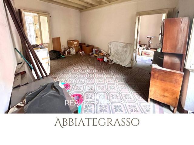 Appartamento in vendita a Abbiategrasso, Lombardia