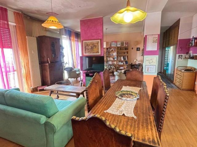 Appartamento in vendita a Abbiategrasso, Milano