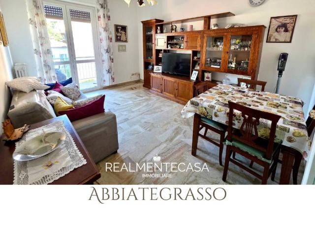Appartamento in vendita a Abbiategrasso, Milano