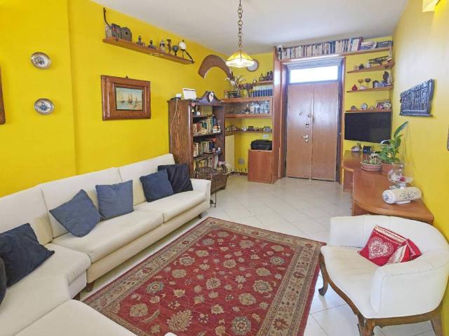 Appartamento in vendita a Castelletto, Abbiategrasso