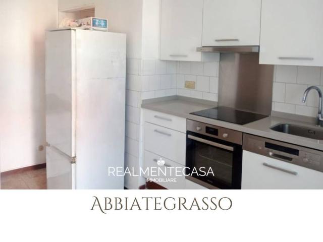 Appartamento in vendita a Abbiategrasso, Lombardia