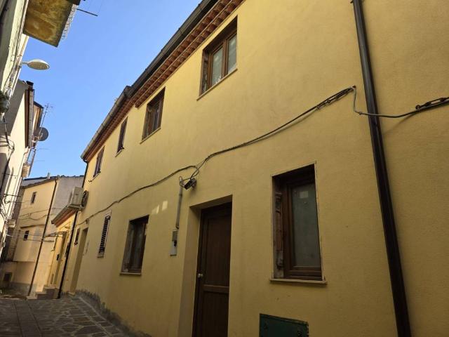 Appartamento in vendita a Accettura, Basilicata