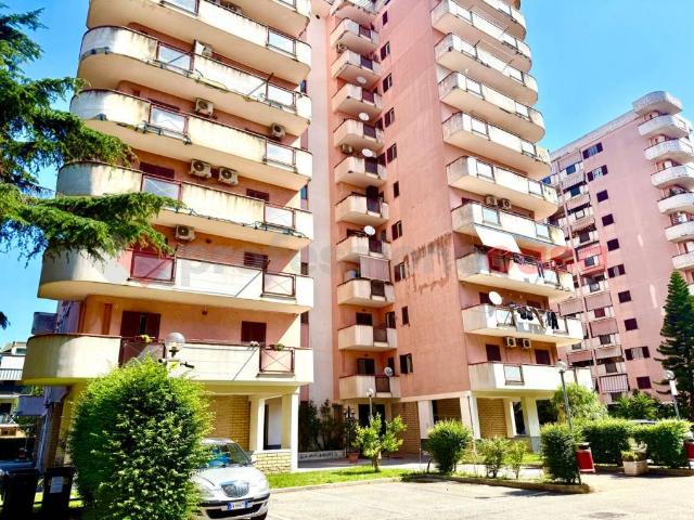 Appartamento in vendita a Acerra, Campania