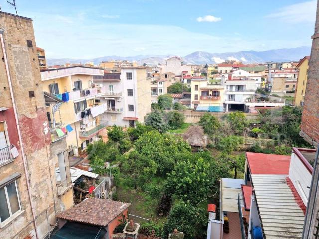 Appartamento in vendita a Acerra, Campania