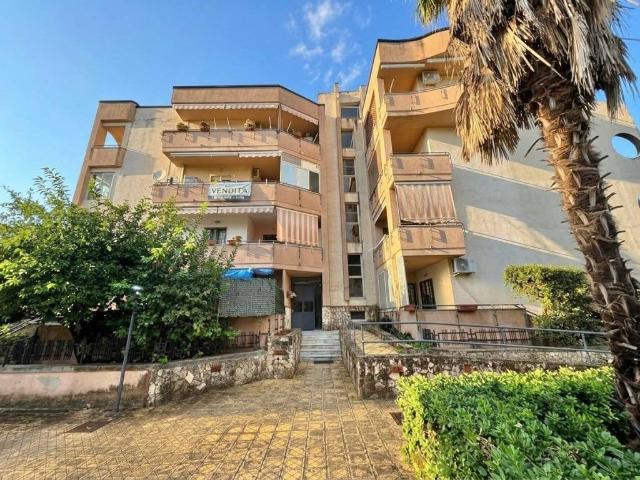 Appartamento in vendita a Acerra, Napoli