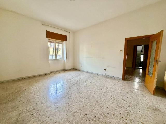 Appartamento in vendita a Acerra, Napoli