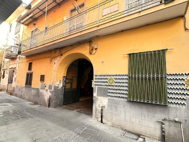 Appartamento in vendita a Acerra, Campania