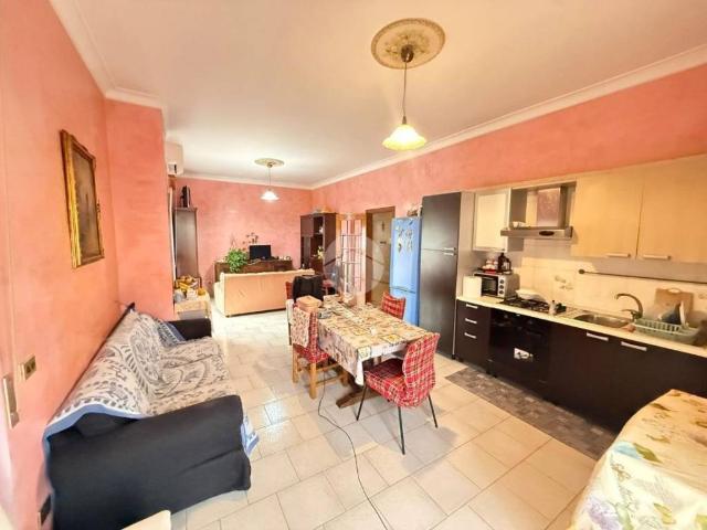 Appartamento in vendita a Acerra, Campania