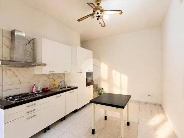 Appartamento in vendita a Acerra, Napoli