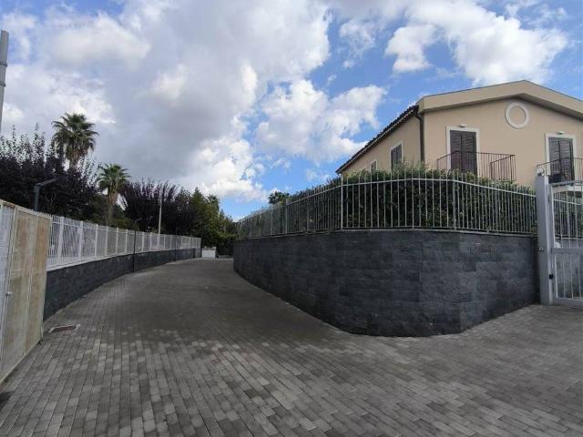 Appartamento in vendita a Aci Bonaccorsi, Catania